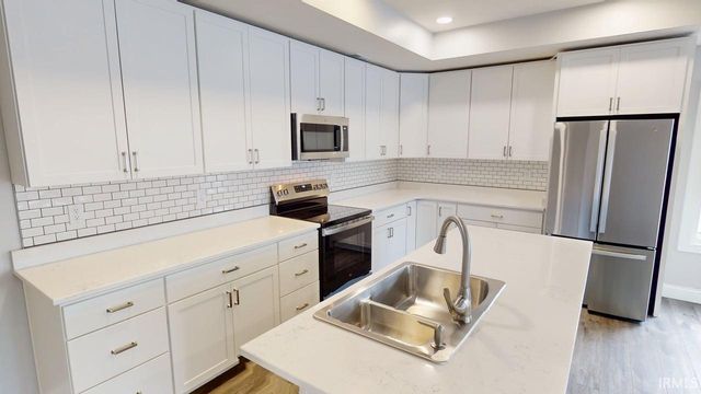 4703 E Elmer Girtz Drive, Monticello, IN 47960