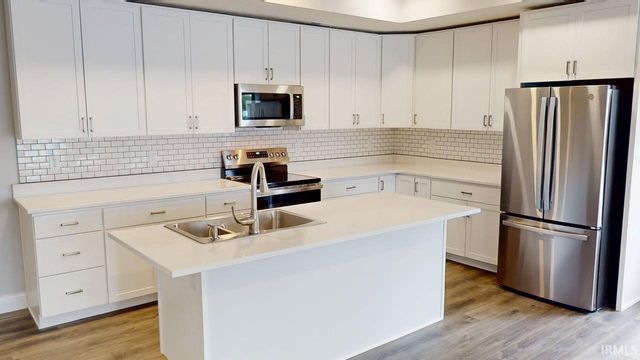 4703 E Elmer Girtz Drive, Monticello, IN 47960