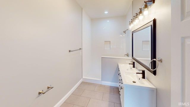 4703 E Elmer Girtz Drive, Monticello, IN 47960