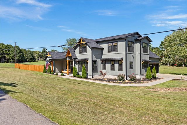 297 Cliff Road, Russellville, AR 72802