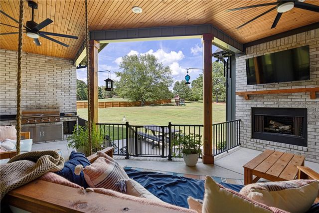 297 Cliff Road, Russellville, AR 72802