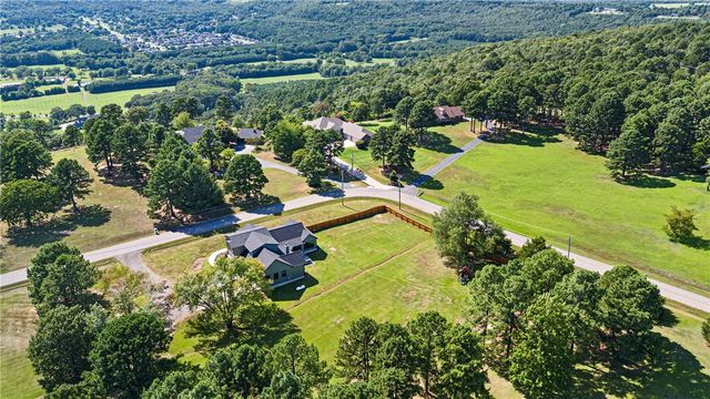 297 Cliff Road, Russellville, AR 72802