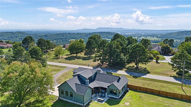 297 Cliff Road, Russellville, AR 72802