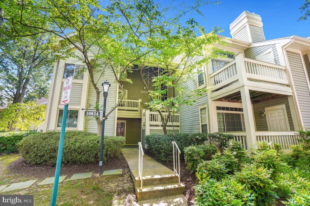 10824 ANTIGUA TER #201, Rockville, MD 20852