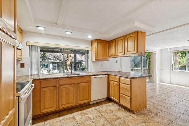 12520 COFFEE HILL ROW, Hudson, FL 34667