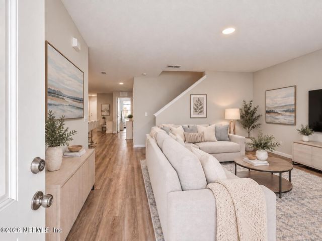 7624 COCOA Avenue, Jacksonville, FL 32211