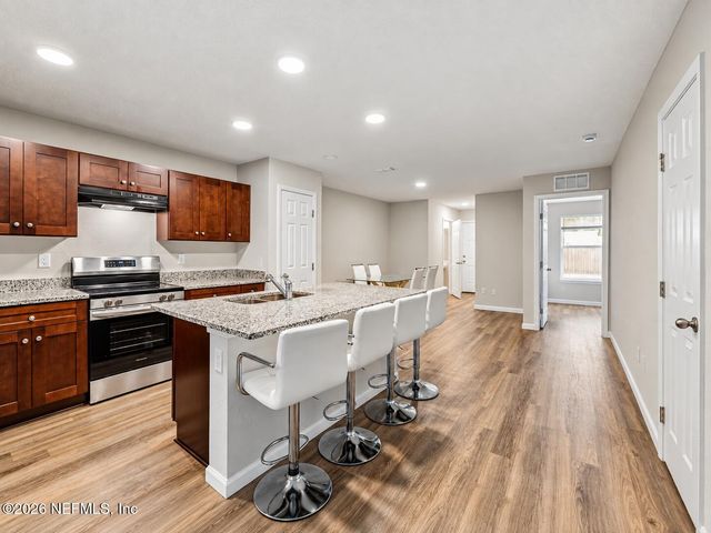 7624 COCOA Avenue, Jacksonville, FL 32211
