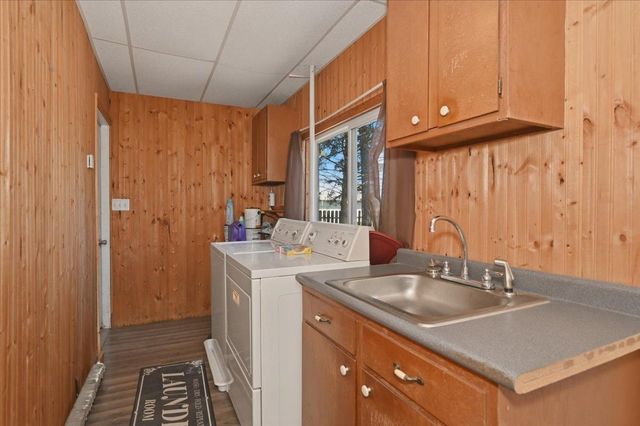 5220 Tower Avenue, Superior, WI 54880