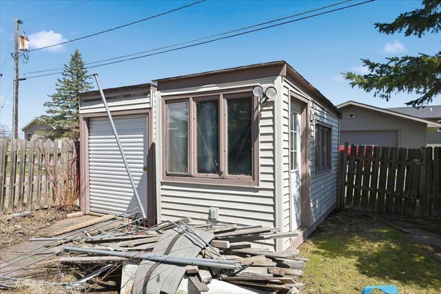 5220 Tower Avenue, Superior, WI 54880