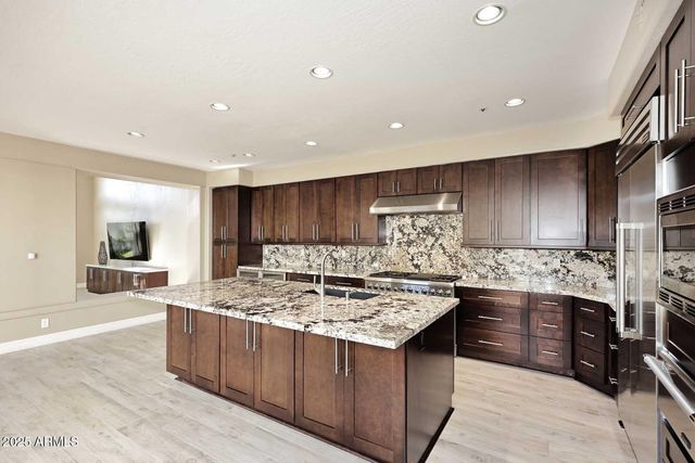 7363 E ONYX Court, Scottsdale, AZ 85258