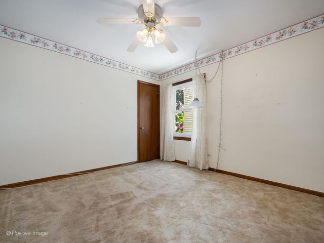 10615 S Albany Avenue, Chicago, IL 60655
