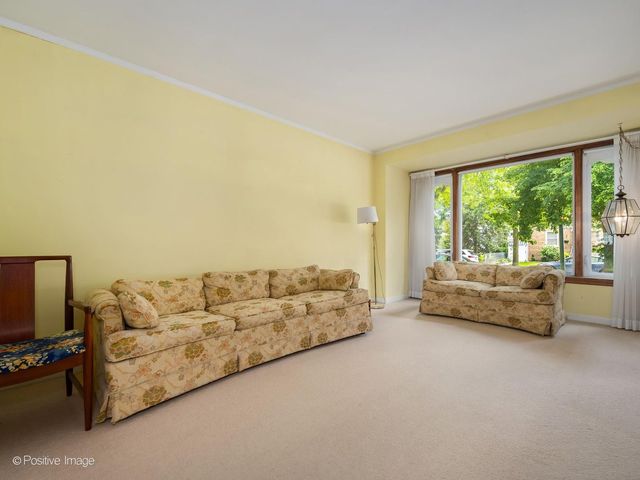 10615 S Albany Avenue, Chicago, IL 60655