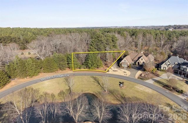 1112 Verdant Ridge Circle, Belmont, NC 28012