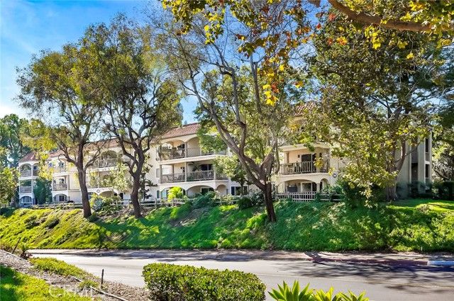 3500 W Bahia Blanca 3B, Laguna Woods, CA 92637