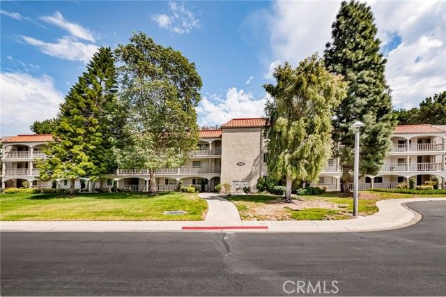 3500 W Bahia Blanca 3B, Laguna Woods, CA 92637