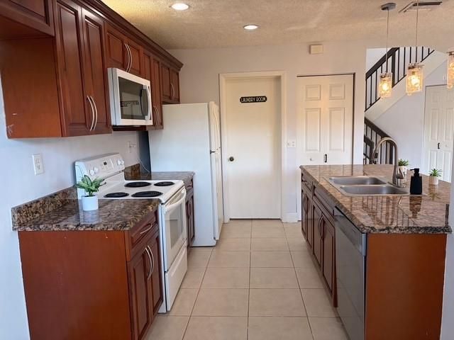 3639 NW 6th St 3639, Deerfield Beach, FL 33442