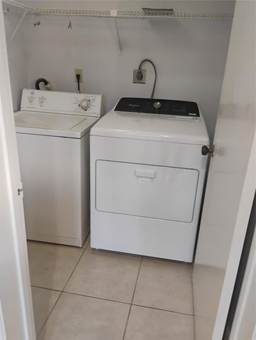 3639 NW 6th St 3639, Deerfield Beach, FL 33442