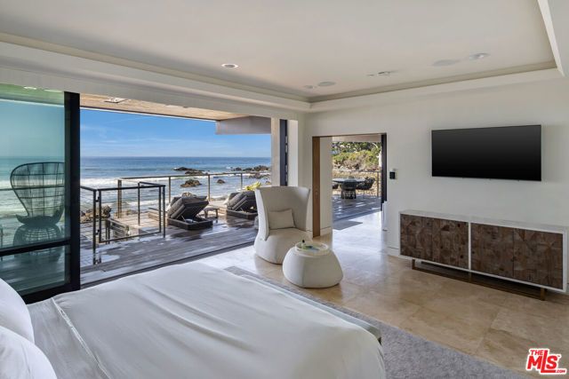 31504 Victoria Point Road, Malibu, CA 90265