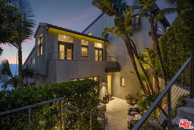 31504 Victoria Point Road, Malibu, CA 90265