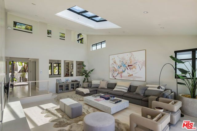 31504 Victoria Point Road, Malibu, CA 90265