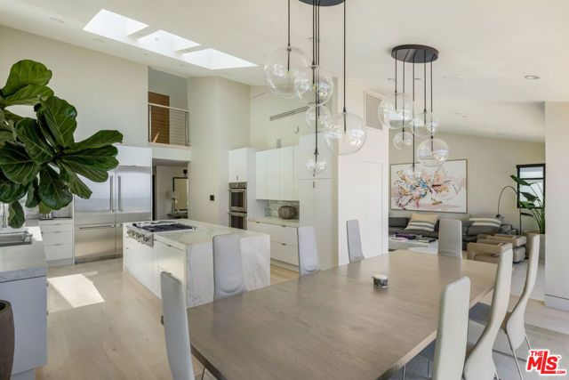 31504 Victoria Point Road, Malibu, CA 90265