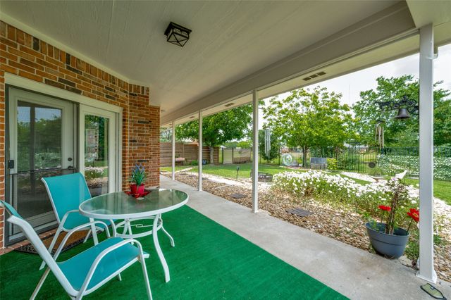 7457 Somerset Lane, Aubrey, TX 76227