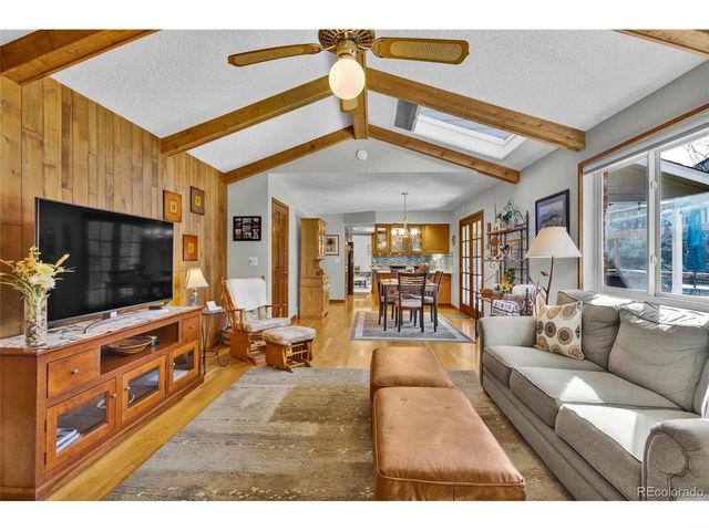 10909 E Maplewood Dr, Englewood, CO 80111