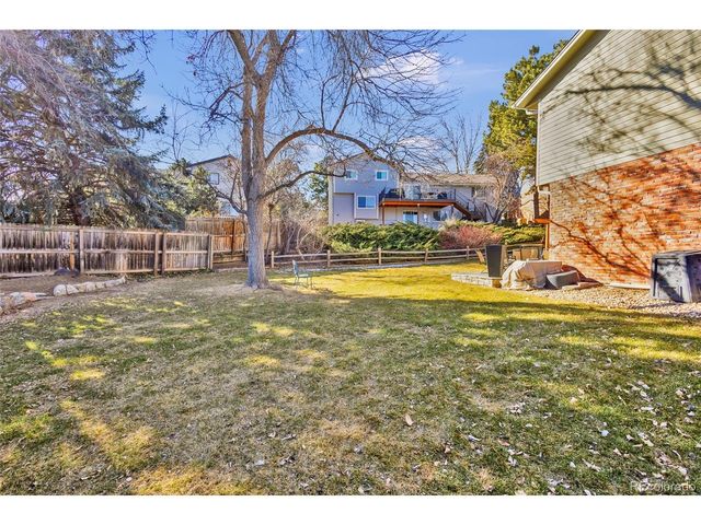 10909 E Maplewood Dr, Englewood, CO 80111