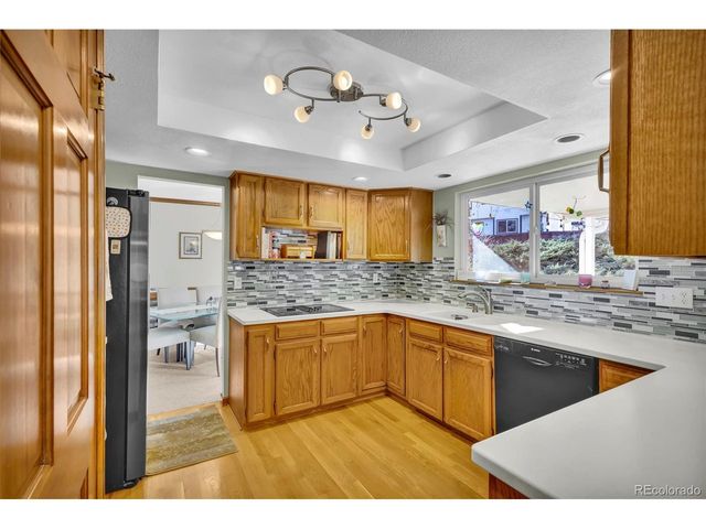 10909 E Maplewood Dr, Englewood, CO 80111
