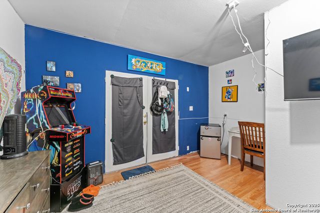 1410 KAYTON AVE, San Antonio, TX 78210