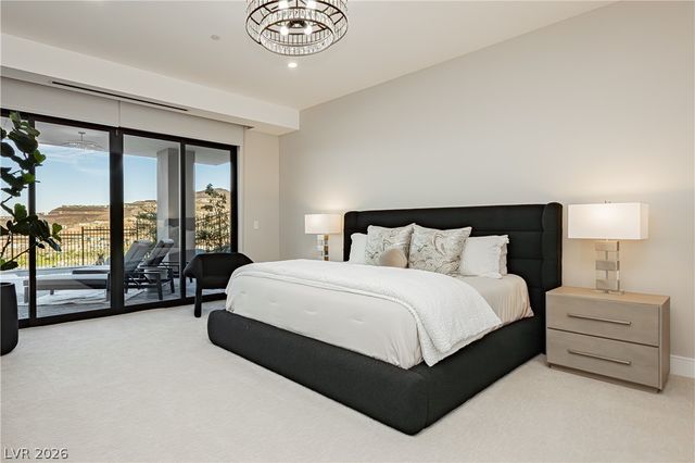 658 Dragon Peak Drive, Henderson, NV 89012