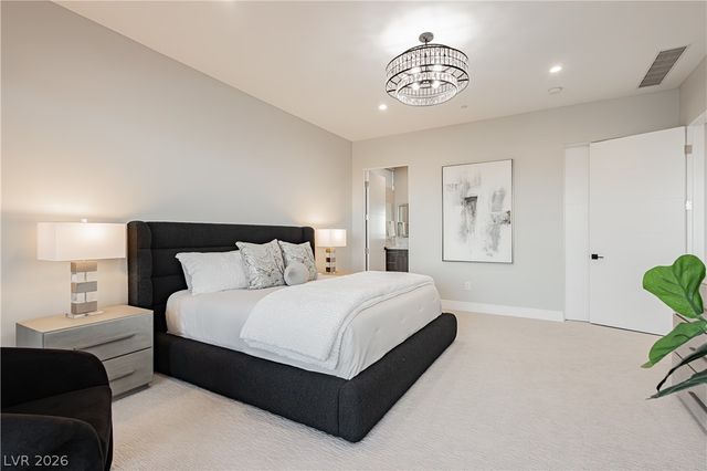 658 Dragon Peak Drive, Henderson, NV 89012