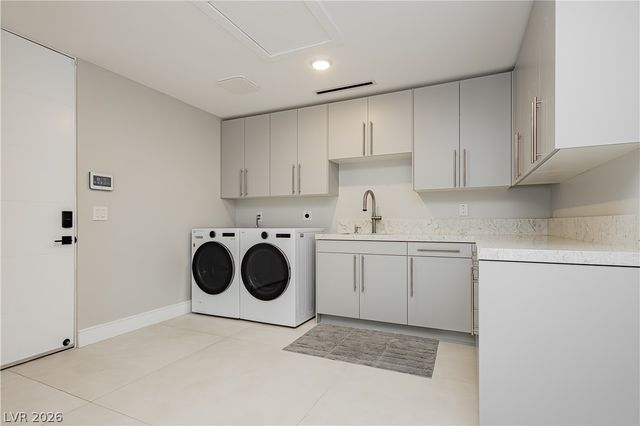 658 Dragon Peak Drive, Henderson, NV 89012