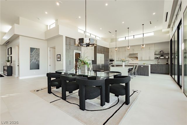658 Dragon Peak Drive, Henderson, NV 89012