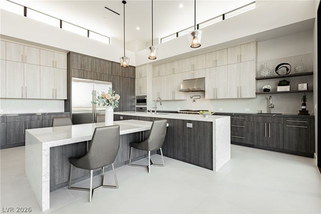 658 Dragon Peak Drive, Henderson, NV 89012