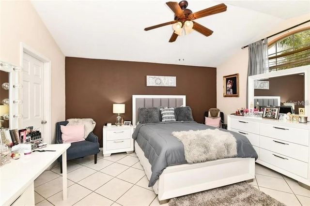 436 LAKE SHORE PARKWAY, Davenport, FL 33896