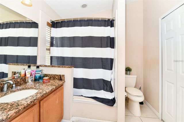 436 LAKE SHORE PARKWAY, Davenport, FL 33896