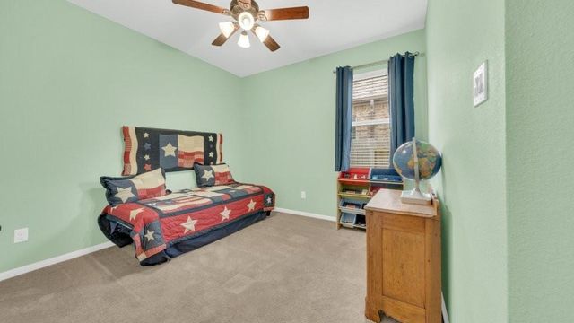 737 Cumberland Ridge Lane, League City, TX 77573