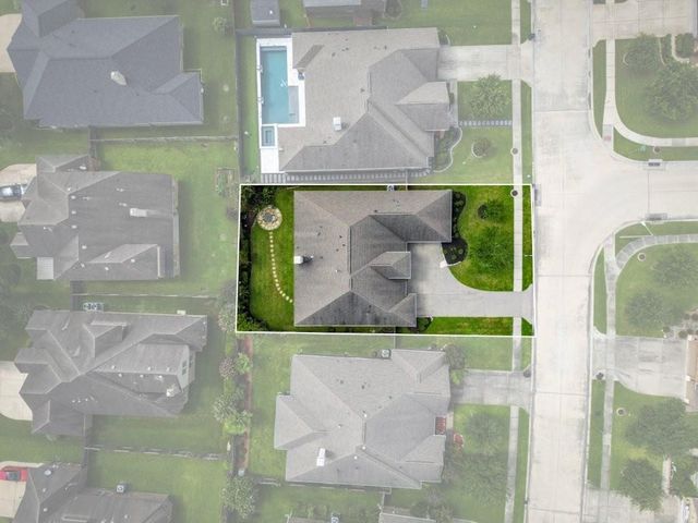 737 Cumberland Ridge Lane, League City, TX 77573