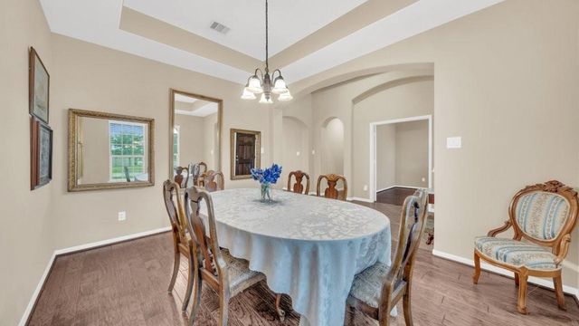 737 Cumberland Ridge Lane, League City, TX 77573