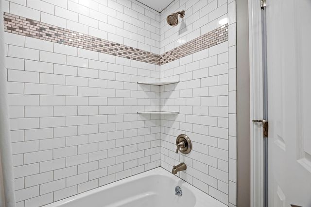 10 Eastover, South Dennis, MA 02660