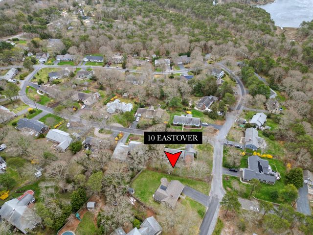 10 Eastover, South Dennis, MA 02660