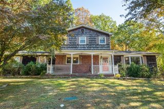 36 Sleepy Hollow Rd, Byram Twp., NJ 07821