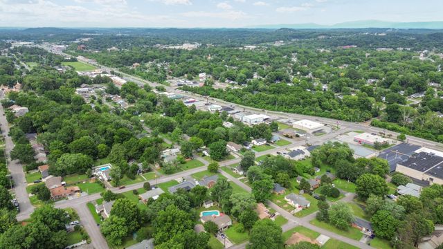 902 Sunset Avenue, NW, Cleveland, TN 37311
