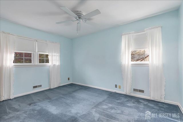 27 Fraley Drive, Franklin, NJ 08873
