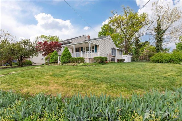 27 Fraley Drive, Franklin, NJ 08873