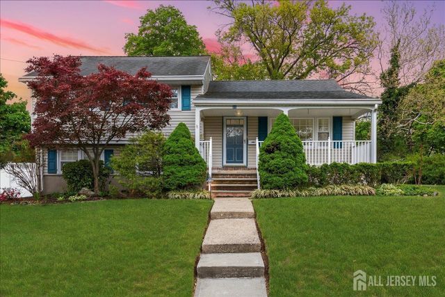 27 Fraley Drive, Franklin, NJ 08873
