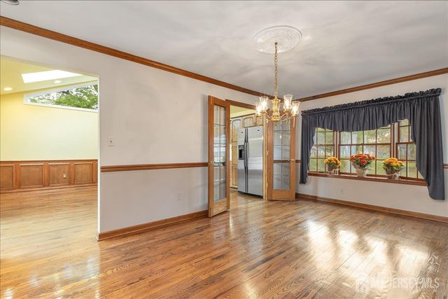 27 Fraley Drive, Franklin, NJ 08873