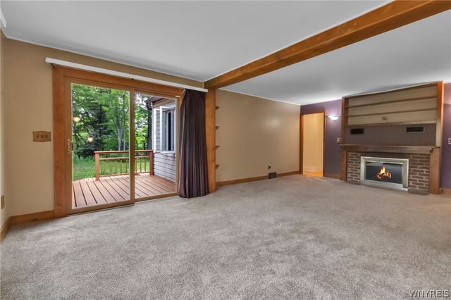 997 Sweet Road, Aurora, NY 14052