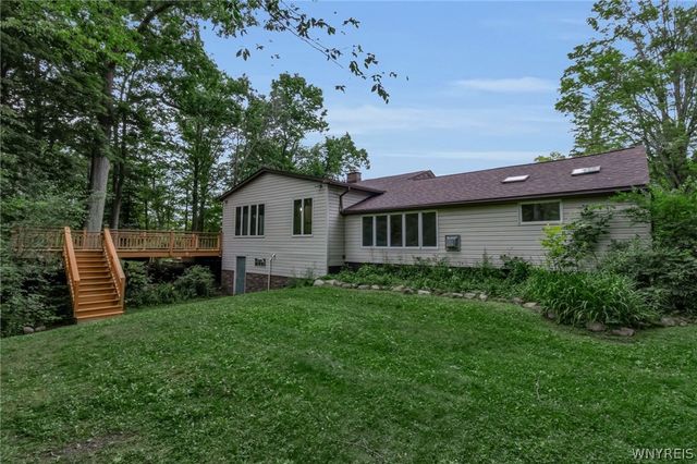 997 Sweet Road, Aurora, NY 14052